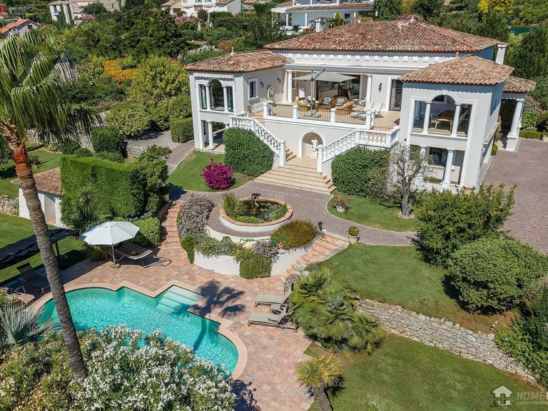 Villa for Sale in Cannes, Cannes Area 7