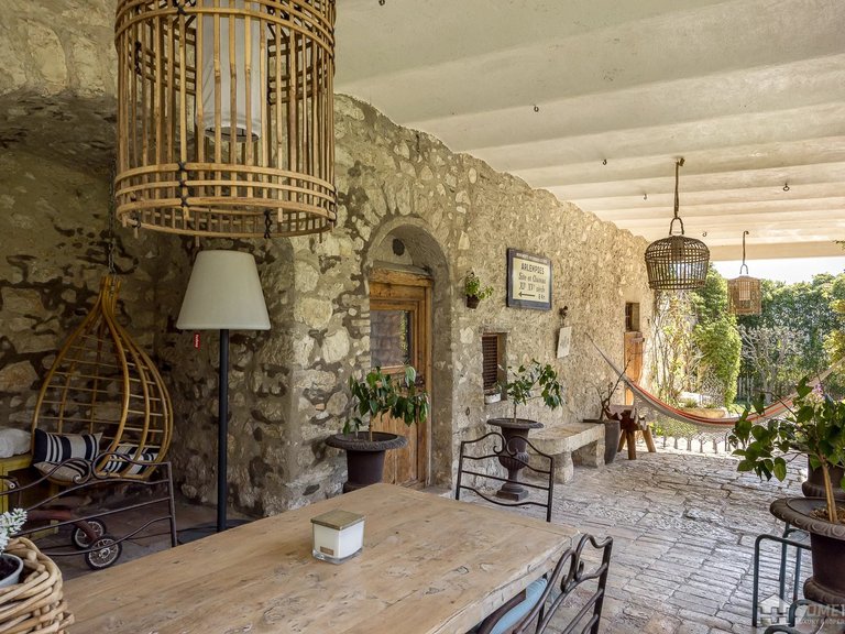 Villa for Sale in La Colle Sur Loup, Vence, St. Paul Area 1