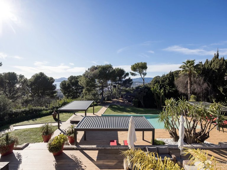 Villa for Sale in Cannes, Cannes Area 9