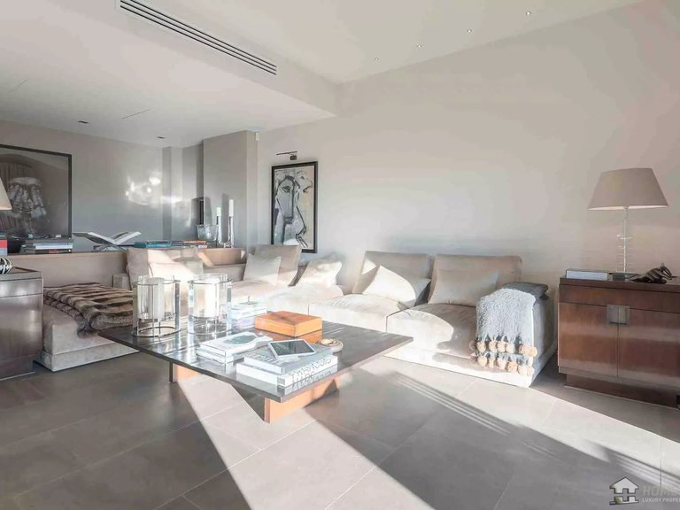 Villa for Sale in Mougins, Mougins, Valbonne, Grasse Area 5