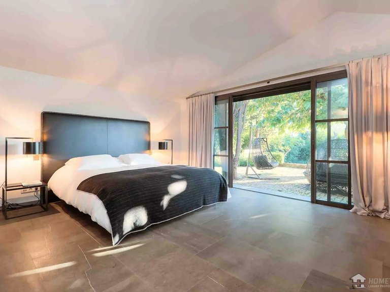 Villa for Sale in Mougins, Mougins, Valbonne, Grasse Area 7