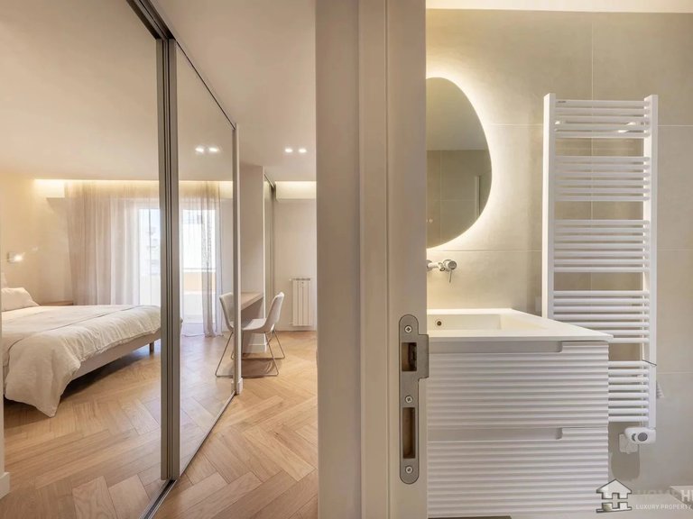 Apartment for Sale in Antibes, Antibes Area 12