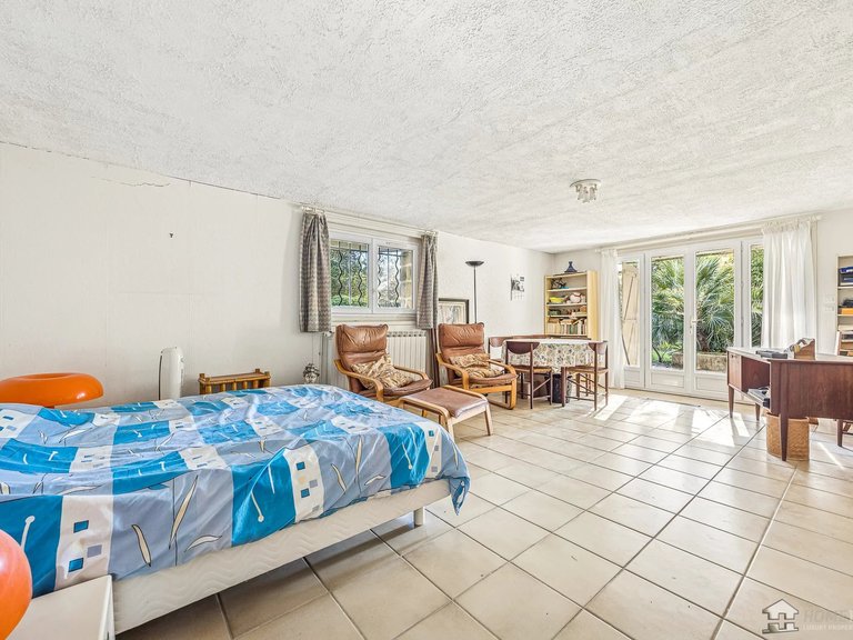 Villa for Sale in Cap D Antibes, Antibes Area 2