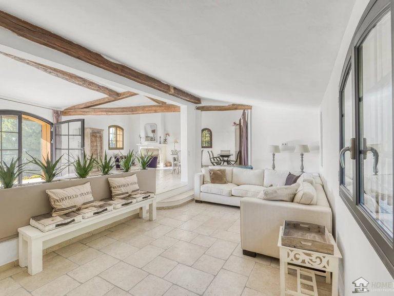Villa for Sale in Plascassier, Mougins, Valbonne, Grasse Area 8