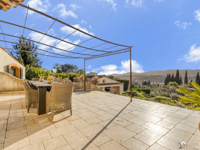 Villa for Sale in Plascassier, Mougins, Valbonne, Grasse Area 11