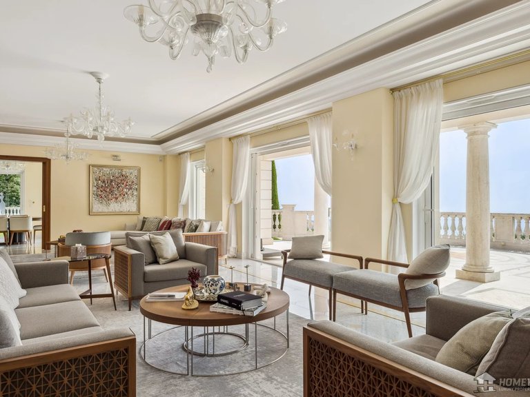 Villa for Sale in Villefranche Sur Mer, Villefranche, Cap Ferrat Area 13