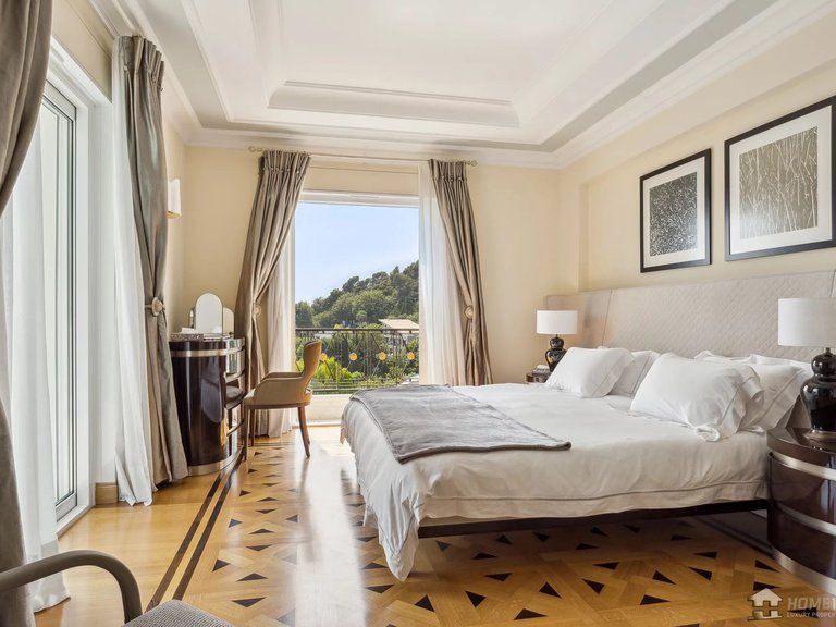 Villa for Sale in Villefranche Sur Mer, Villefranche, Cap Ferrat Area 15