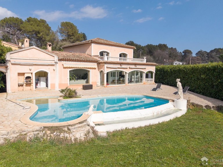 Villa for Sale in Roquefort Les Pins, Mougins, Valbonne, Grasse Area 1