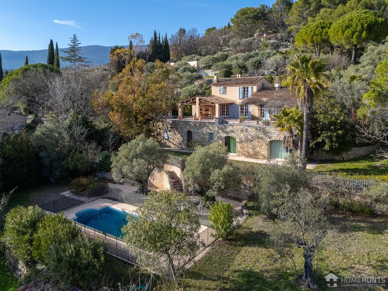 Villa for Sale in Fayence, Var Countryside (fayence, Lorgues, Cotignac) 1