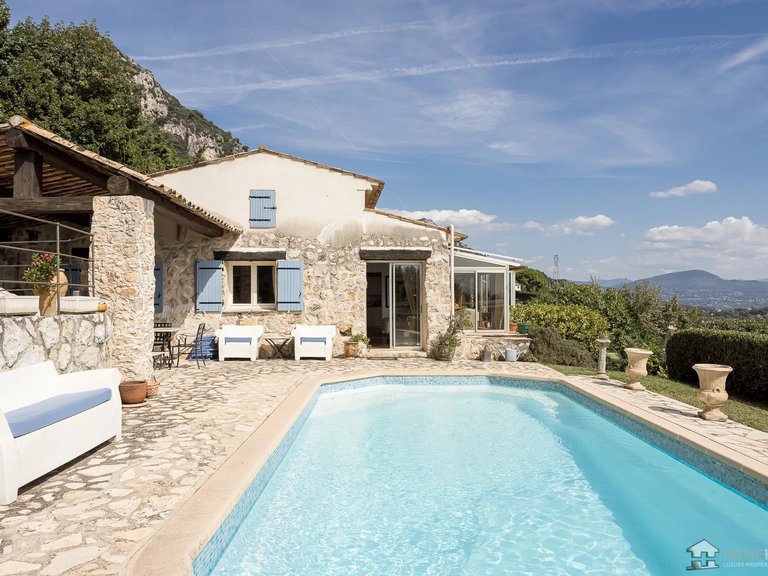 Villa for Sale in Vence, Vence, St. Paul Area 5