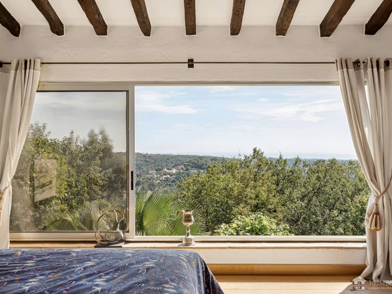 Villa for Sale in Vence, Vence, St. Paul Area 7