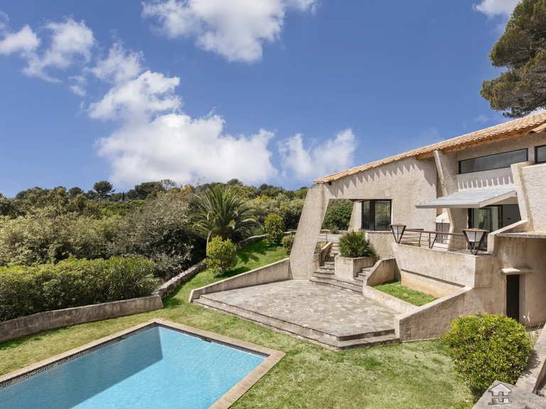 Villa for Sale in Biot, Mougins, Valbonne, Grasse Area 4