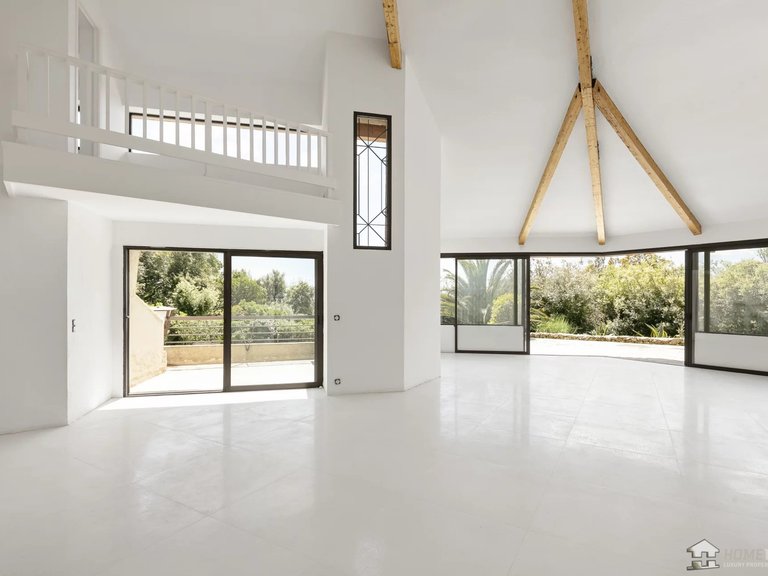 Villa for Sale in Biot, Mougins, Valbonne, Grasse Area 5