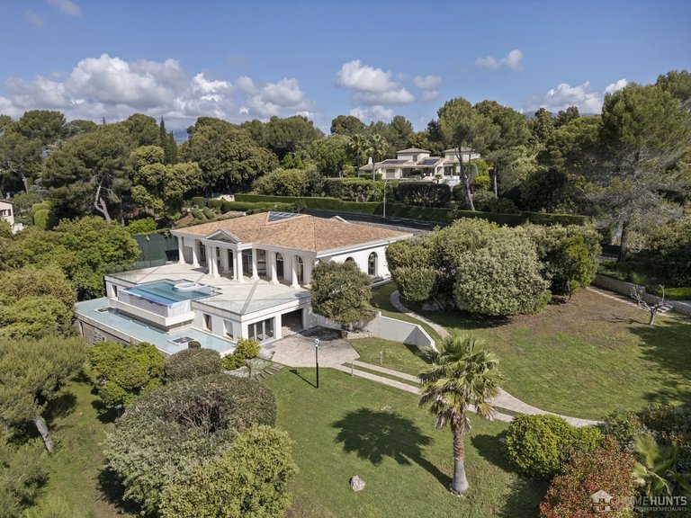 Villa for Sale in Biot, Mougins, Valbonne, Grasse Area 4
