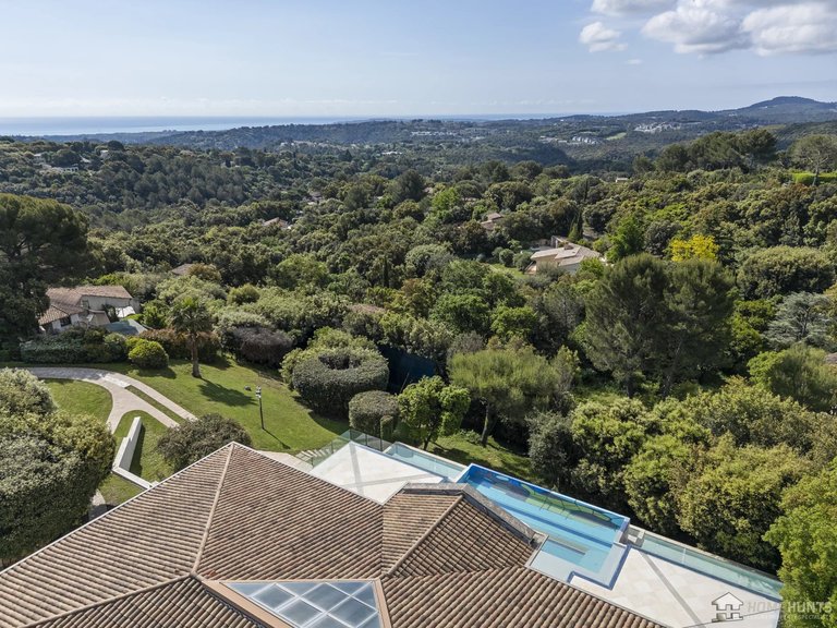 Villa for Sale in Biot, Mougins, Valbonne, Grasse Area 18