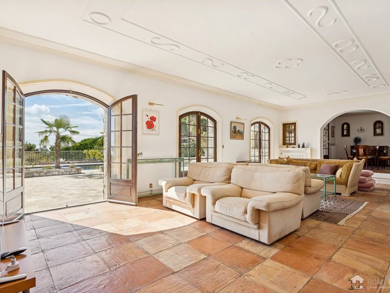 Villa for Sale in St Paul, Vence, St. Paul Area 5