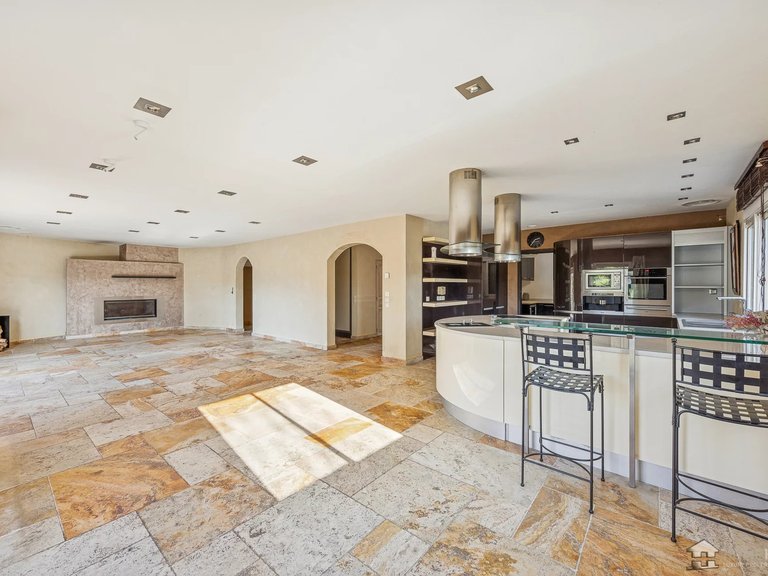 Villa for Sale in Roquefort Les Pins, Mougins, Valbonne, Grasse Area 6