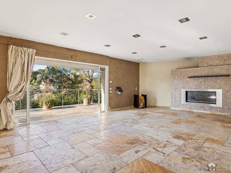 Villa for Sale in Roquefort Les Pins, Mougins, Valbonne, Grasse Area 7