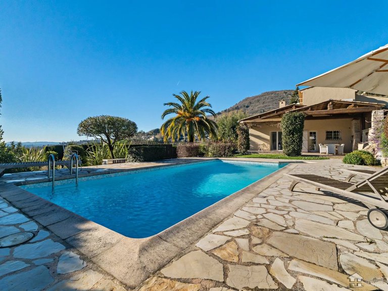 Villa for Sale in Vence, Vence, St. Paul Area 3