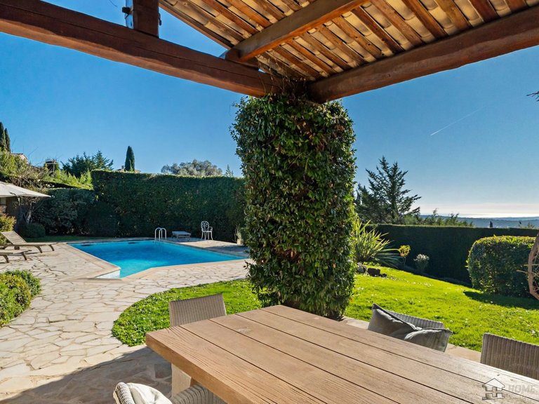 Villa for Sale in Vence, Vence, St. Paul Area 5