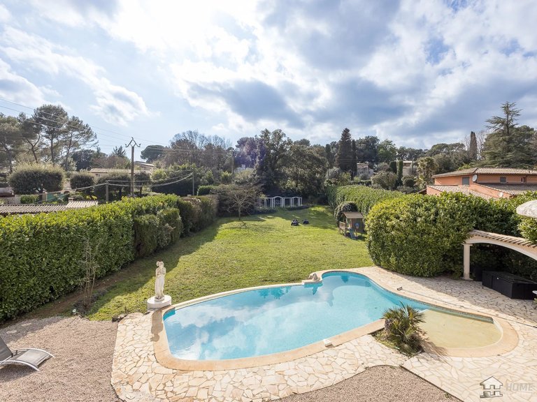 Villa for Sale in Roquefort Les Pins, Mougins, Valbonne, Grasse Area 2