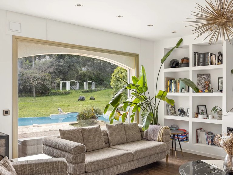 Villa for Sale in Roquefort Les Pins, Mougins, Valbonne, Grasse Area 5