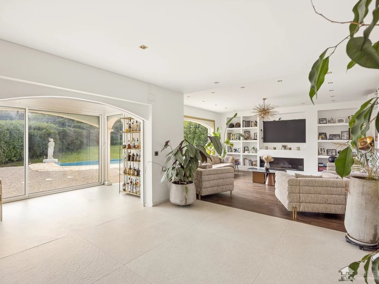 Villa for Sale in Roquefort Les Pins, Mougins, Valbonne, Grasse Area 6
