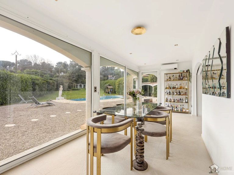 Villa for Sale in Roquefort Les Pins, Mougins, Valbonne, Grasse Area 9