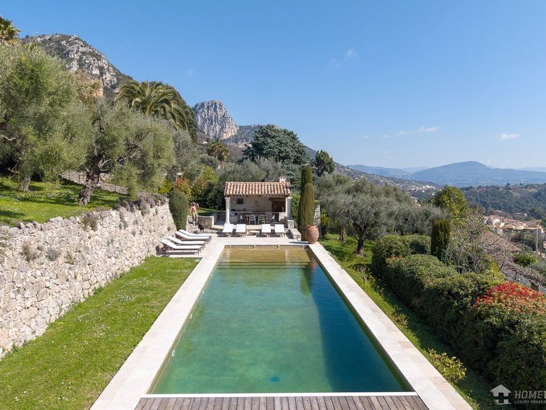Villa for Sale in Vence, Vence, St. Paul Area 4
