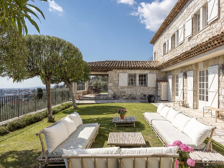 Villa for Sale in Vence, Vence, St. Paul Area 6