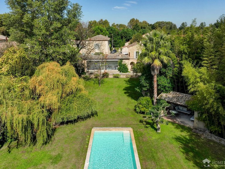 Villa for Sale in , Avignon And North Provence 2