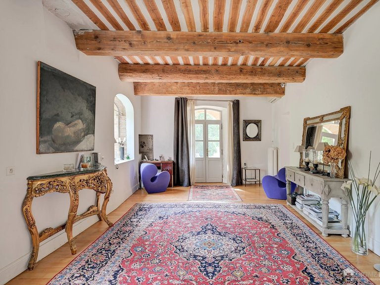 Villa for Sale in , Avignon And North Provence 6