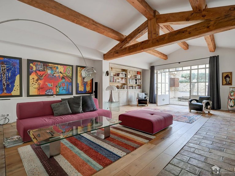 Villa for Sale in , Avignon And North Provence 11