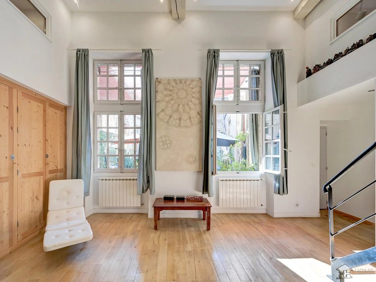 Villa for Sale in , Avignon And North Provence 5
