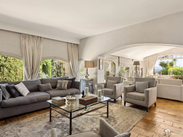 Villa for Sale in Mouans Sartoux, Mougins, Valbonne, Grasse Area 7