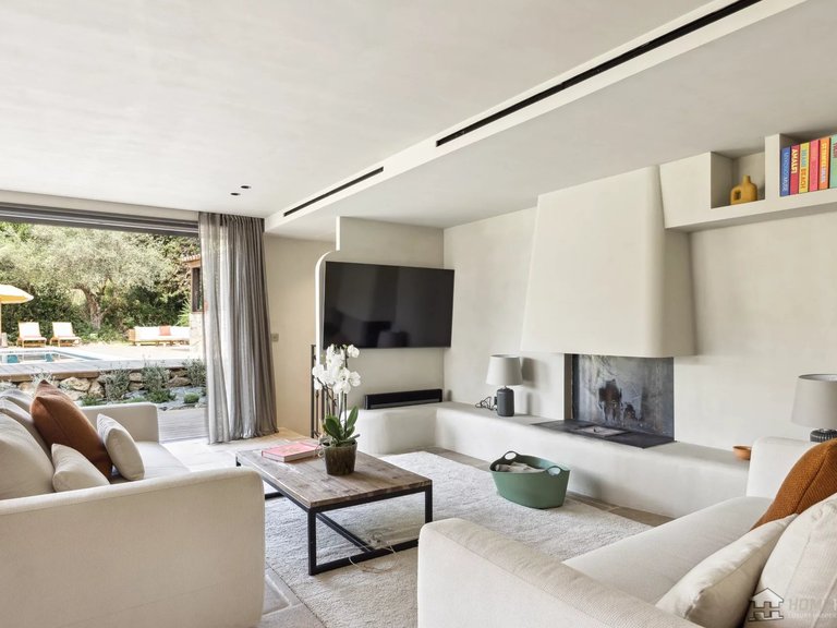 Villa for Sale in Pegomas, Mougins, Valbonne, Grasse Area 6