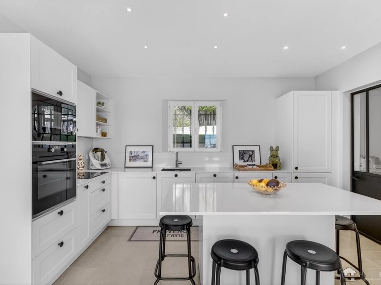 Villa for Sale in Mougins, Mougins, Valbonne, Grasse Area 4