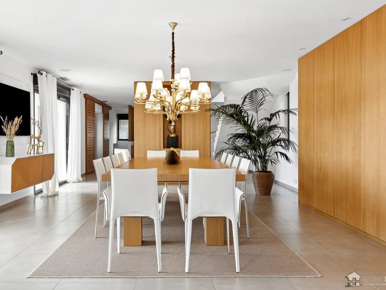 Villa for Sale in Chateauneuf Grasse, Mougins, Valbonne, Grasse Area 5