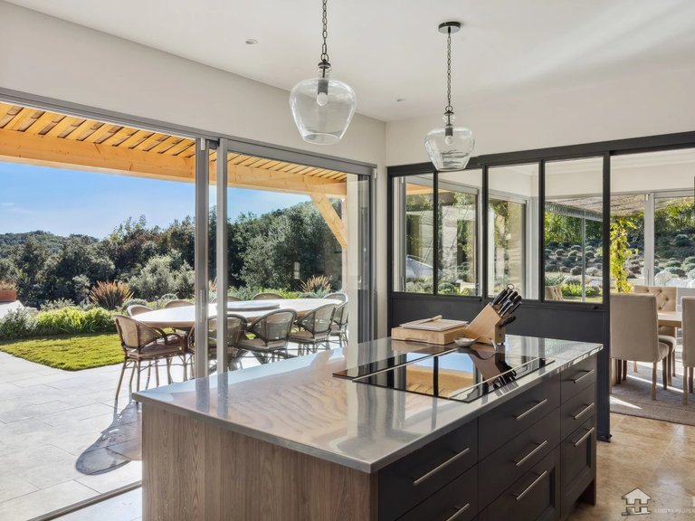Villa for Sale in Roquefort Les Pins, Mougins, Valbonne, Grasse Area 4