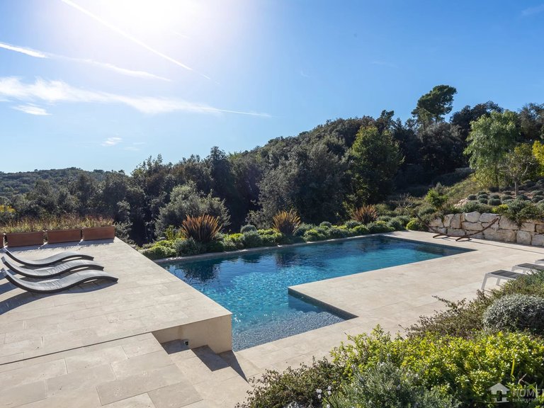 Villa for Sale in Roquefort Les Pins, Mougins, Valbonne, Grasse Area 11