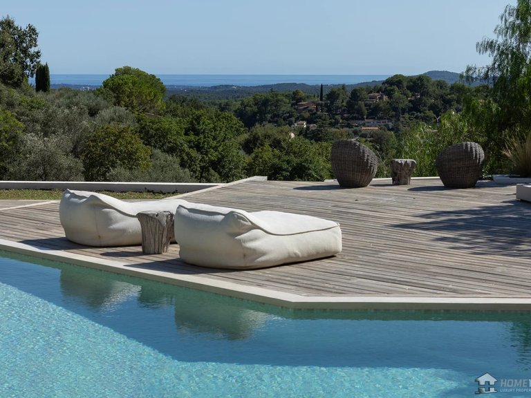 Villa for Sale in Le Rouret, Mougins, Valbonne, Grasse Area 2