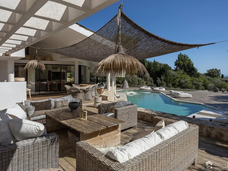 Villa for Sale in Le Rouret, Mougins, Valbonne, Grasse Area 10