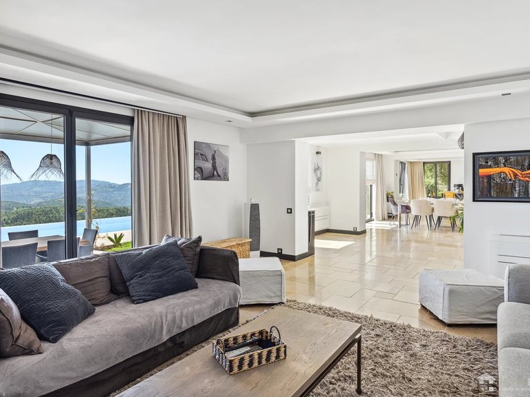 Villa for Sale in Le Tignet, Mougins, Valbonne, Grasse Area 2