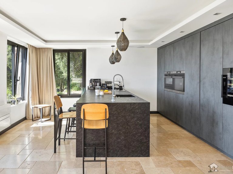 Villa for Sale in Le Tignet, Mougins, Valbonne, Grasse Area 5