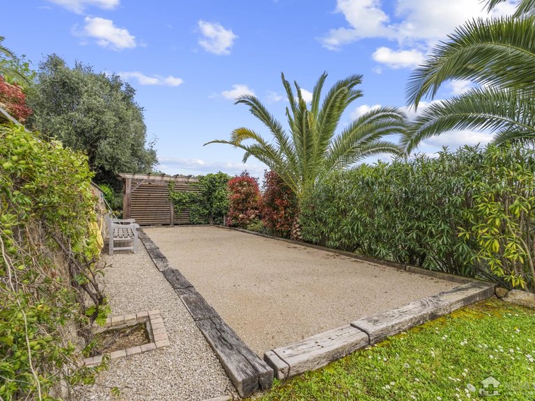 Villa for Sale in Magagnosc, Mougins, Valbonne, Grasse Area 11