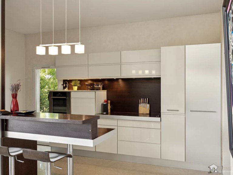 Villa for Sale in Cannes, Cannes Area 5