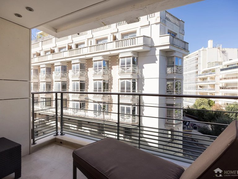 Apartment for Sale in Cannes, Cannes Area 6