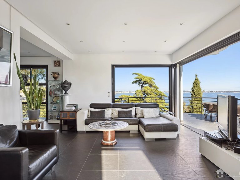 Villa for Sale in Cannes, Cannes Area 5