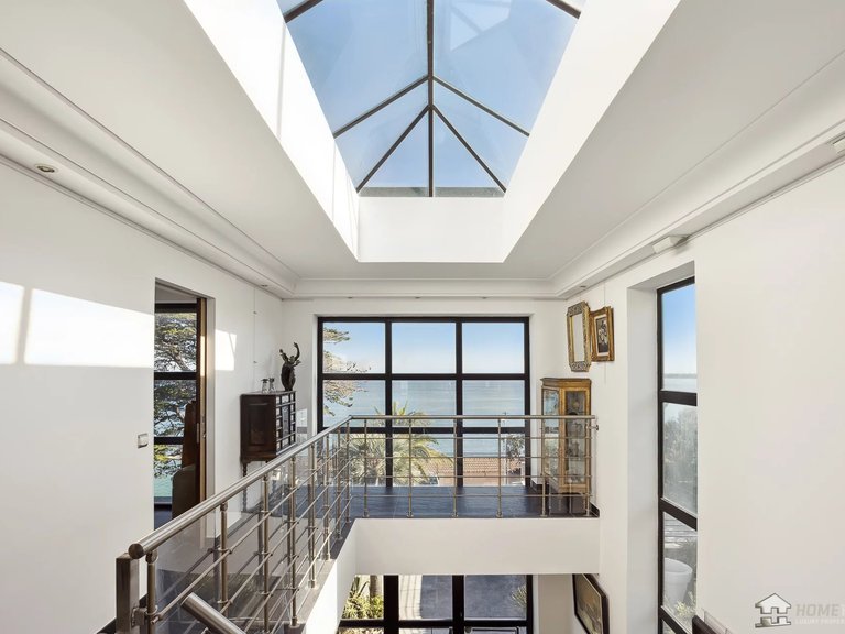 Villa for Sale in Cannes, Cannes Area 6