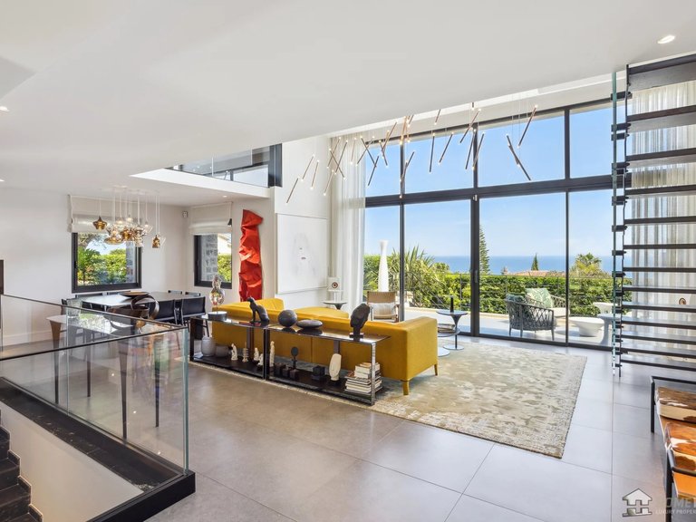 Villa for Sale in Cannes, Cannes Area 5